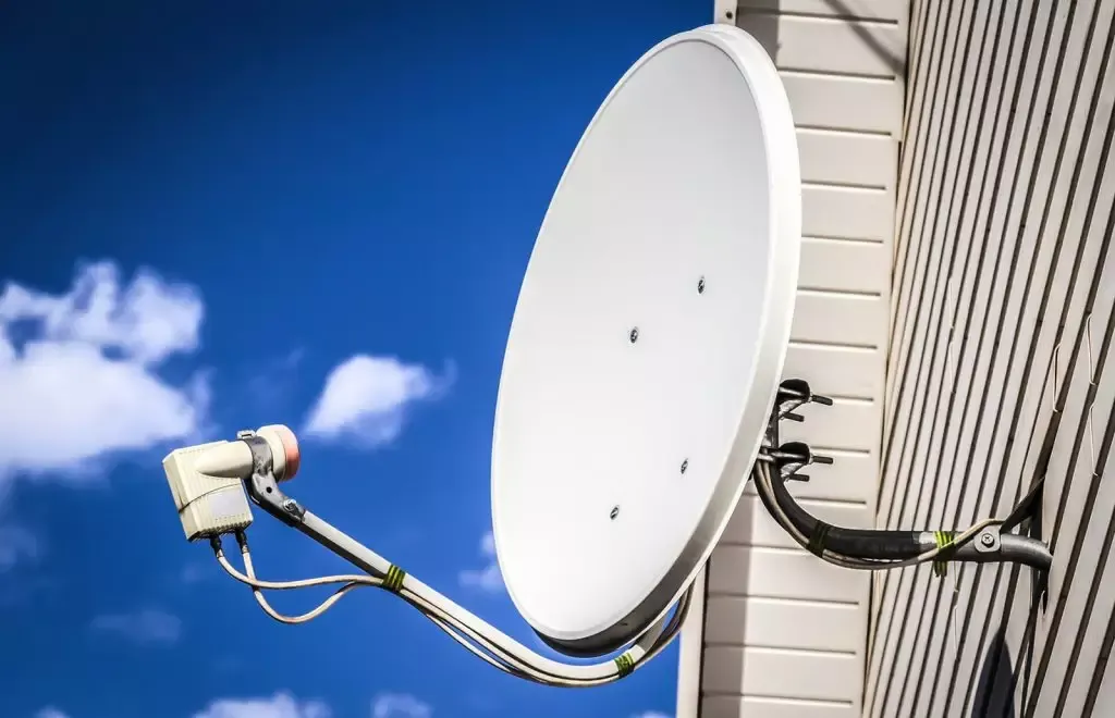 Antenne TNT sur toiture